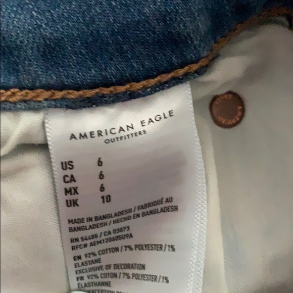 American Eagle jean shorts! - Picture 4 of 4
